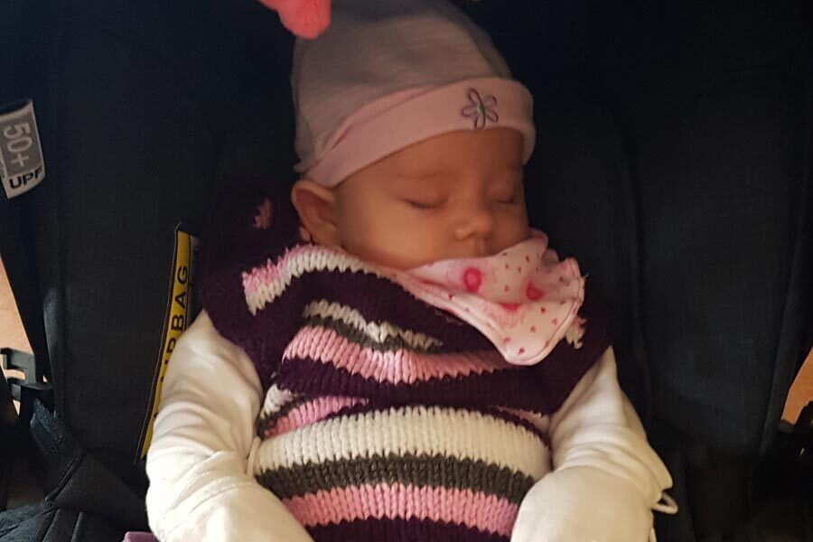 La piccola Viola Kerstin che dorme.