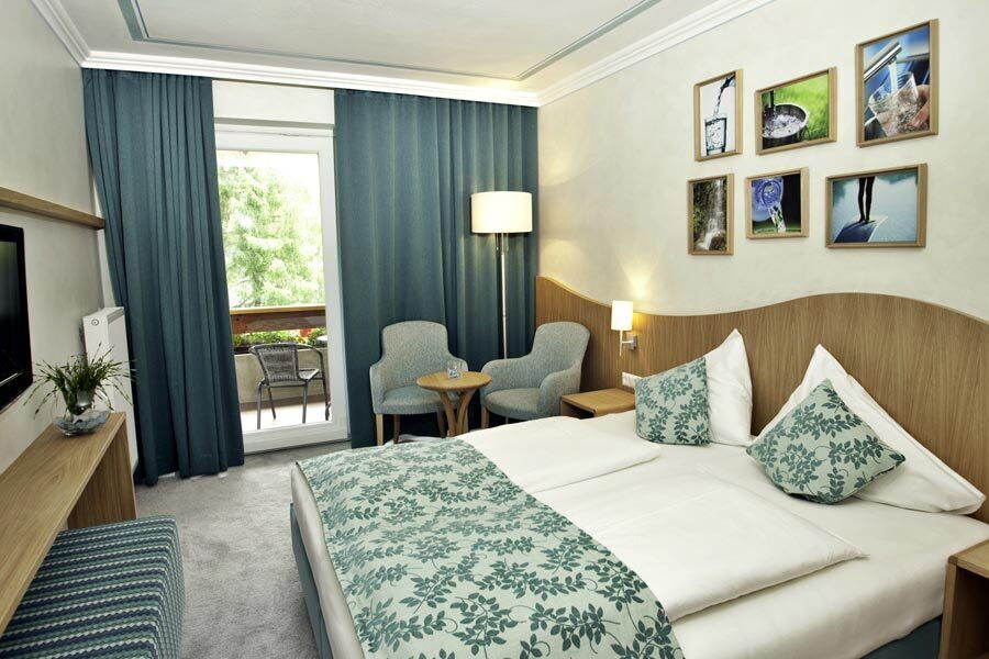 The modern design Classic double room at Hotel Prägant.